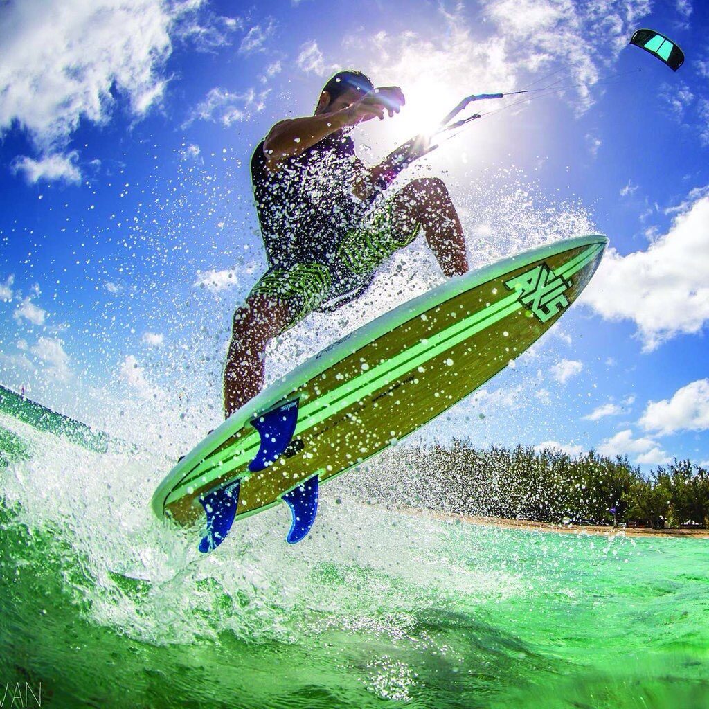 why surfers like the shortboard