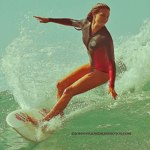 surfers learn carving and maneuvering