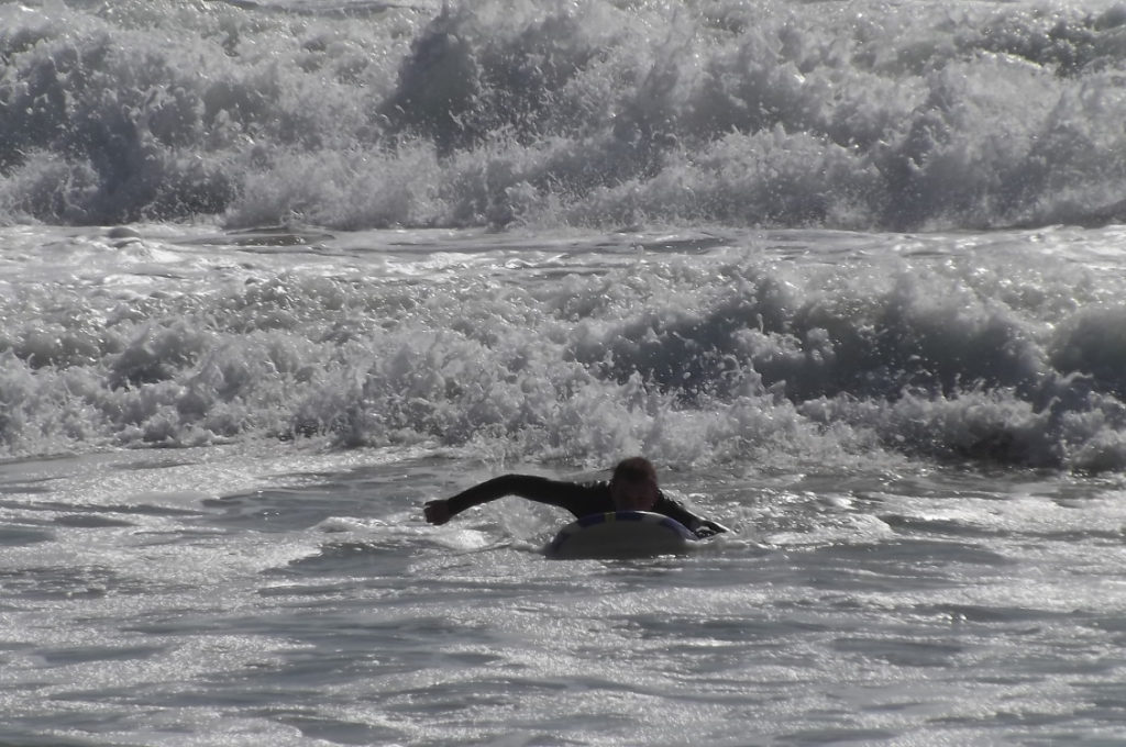 5 instincts that block beginner surfer progress